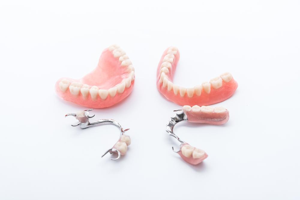 Dentures and partial dentures in Raymond Terrace and Kurri Kurri